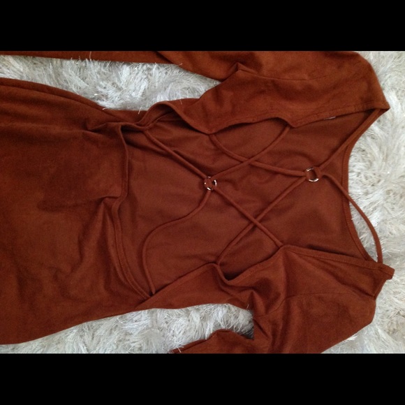 Dress - Picture 3 of 5